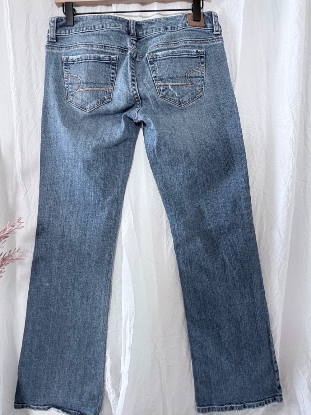 Vintage American Eagle Outfitters Super Low Rise Favorite Boyfriend Jeans - Picture 5 of 11